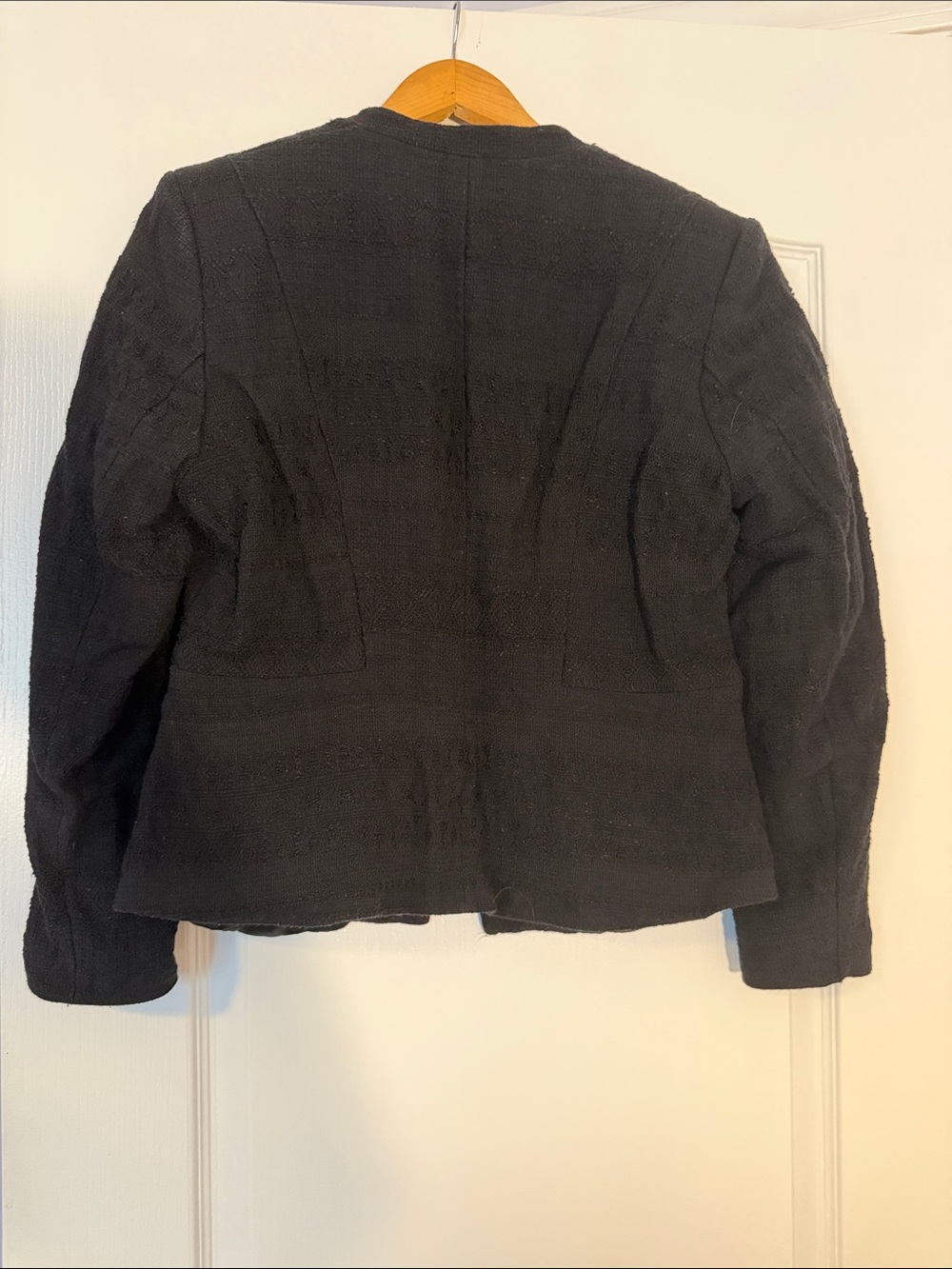 H&M Black Textured Short Blazer – Size 12 – Single Hook Closure - Picture 6 of 10